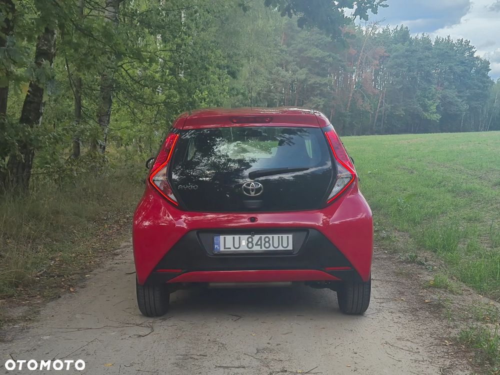 Toyota Aygo x-play - 8