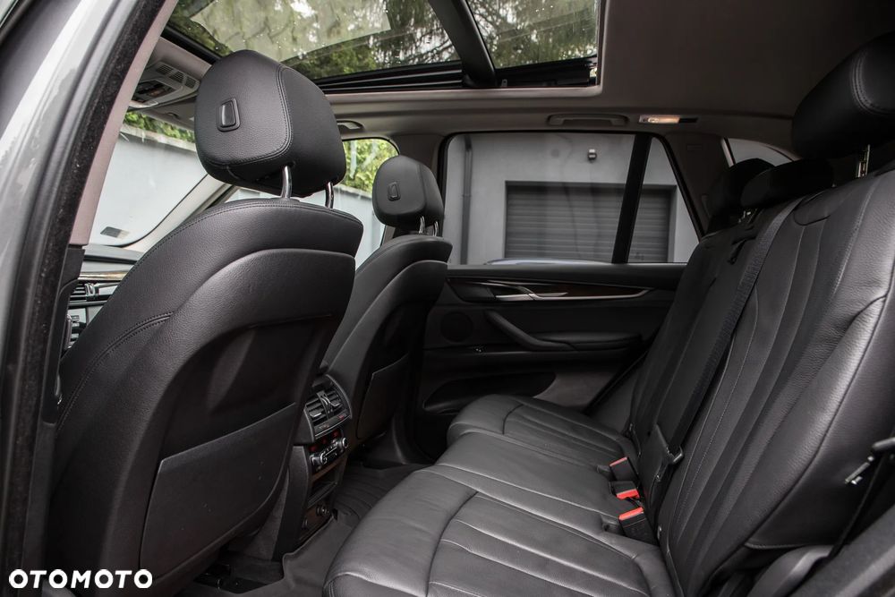 BMW X5 xDrive35i - 26