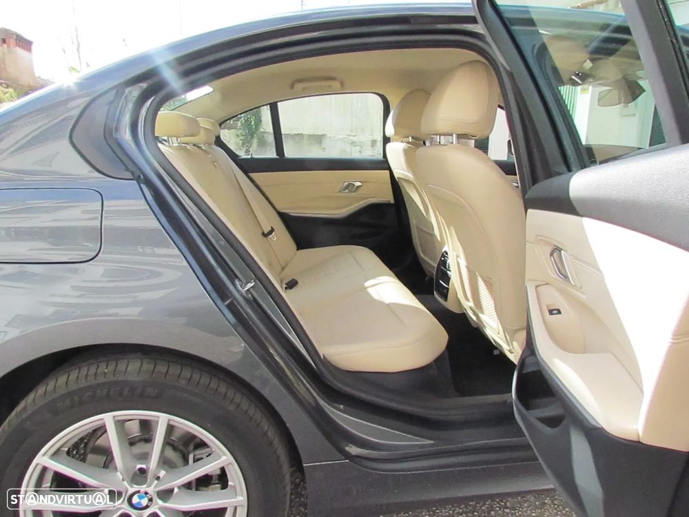 BMW 320 d Advantage Auto - 10