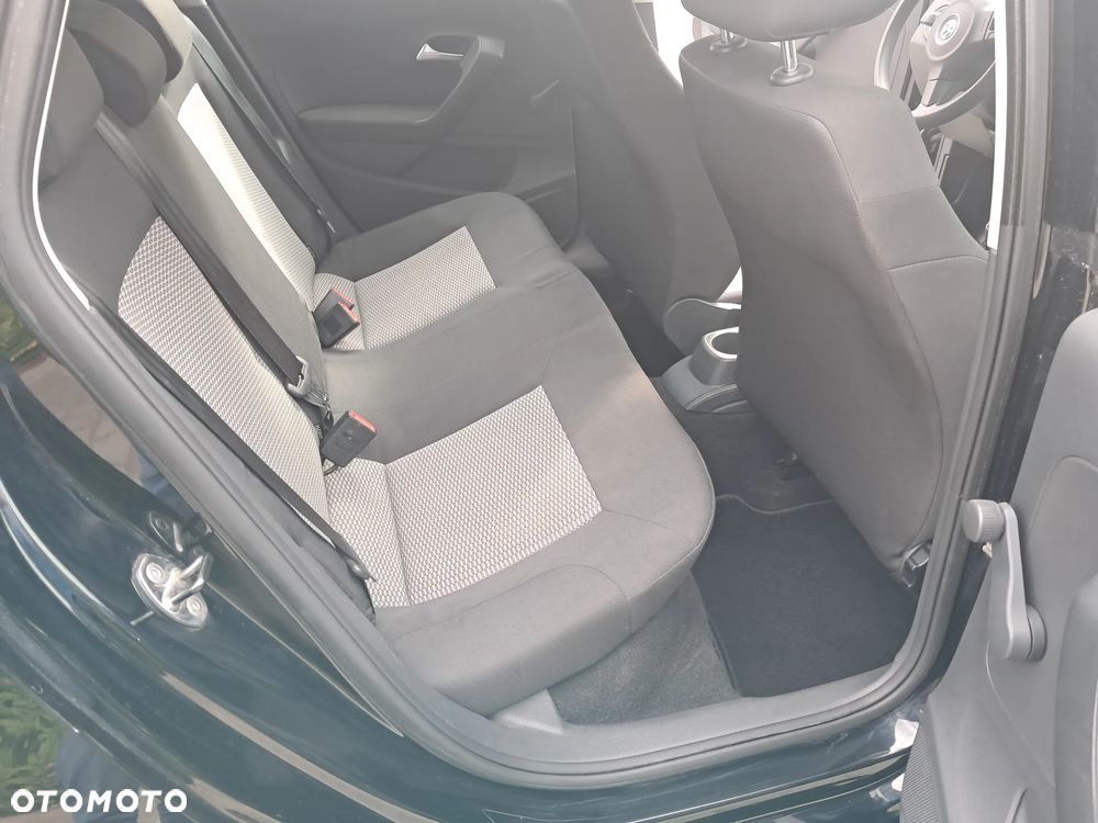 Volkswagen Polo - 13
