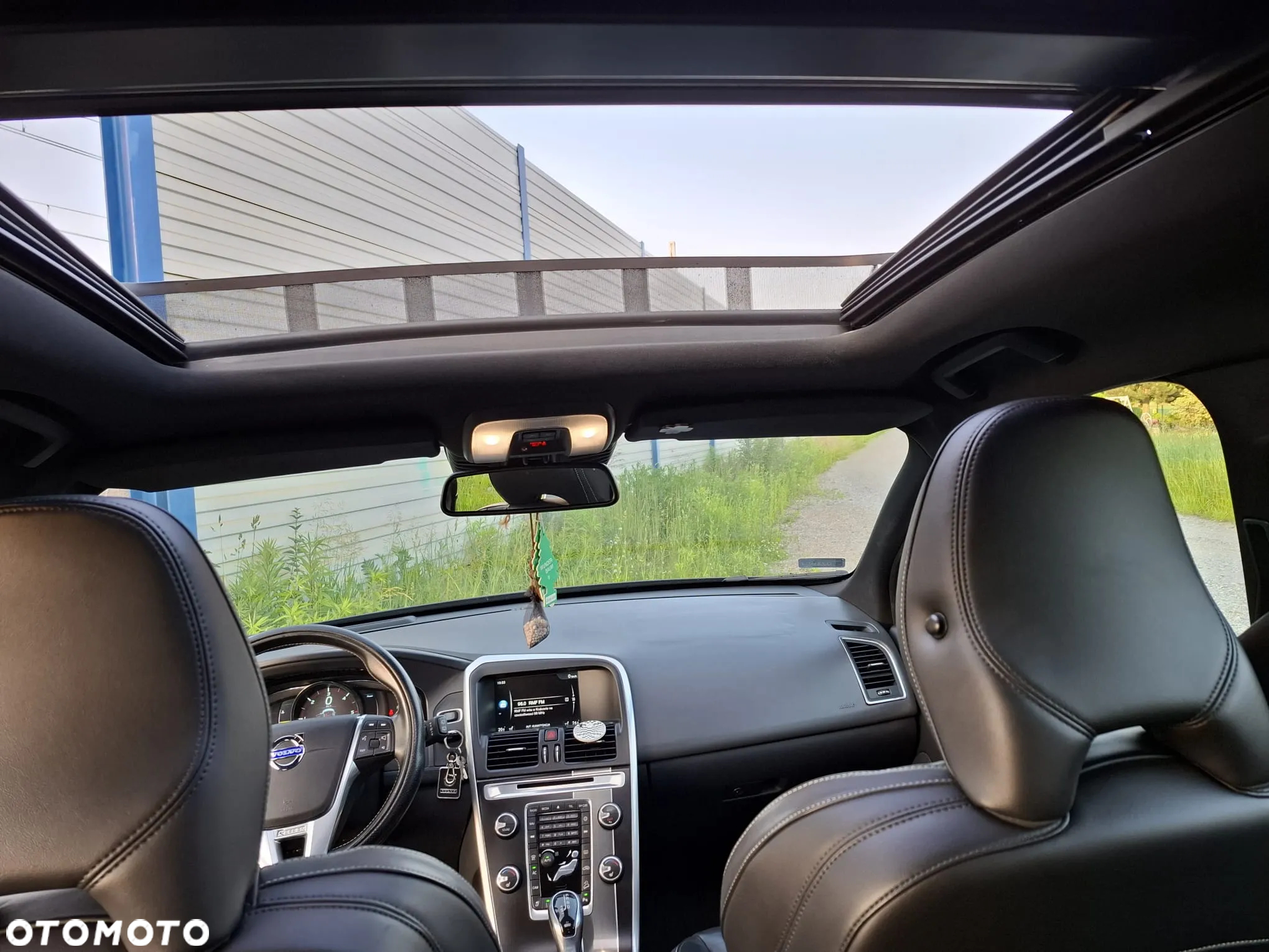 Volvo XC 60 D5 AWD RDesign - 22