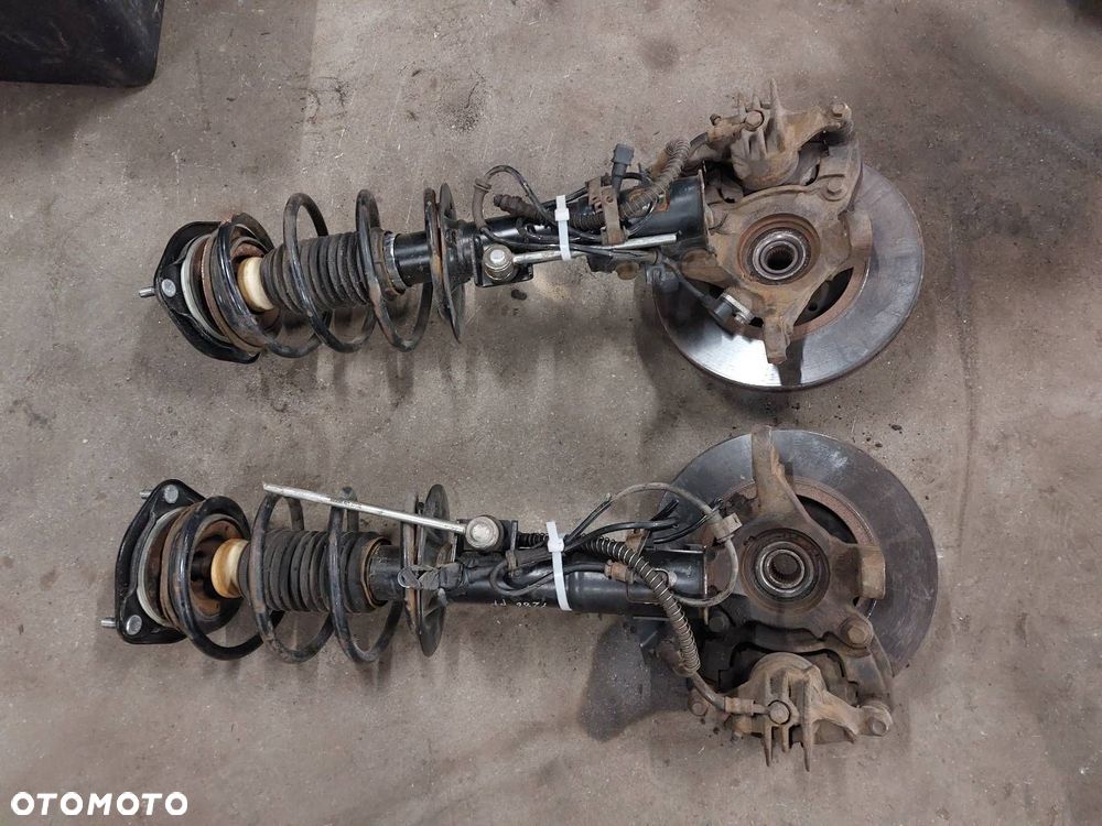 AMORTYZATOR SPRĘŻYNA ZWROTNICA PRZÓD HAMULCE VOLVO S40 I V40 I LIFT 1.9 DI - 4