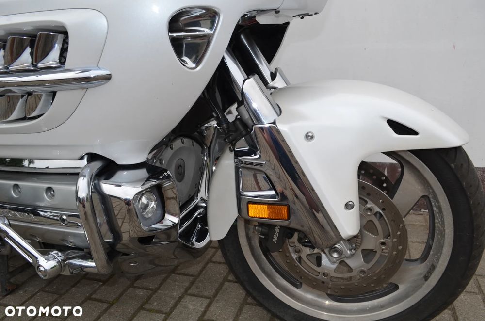 Honda GL - 8