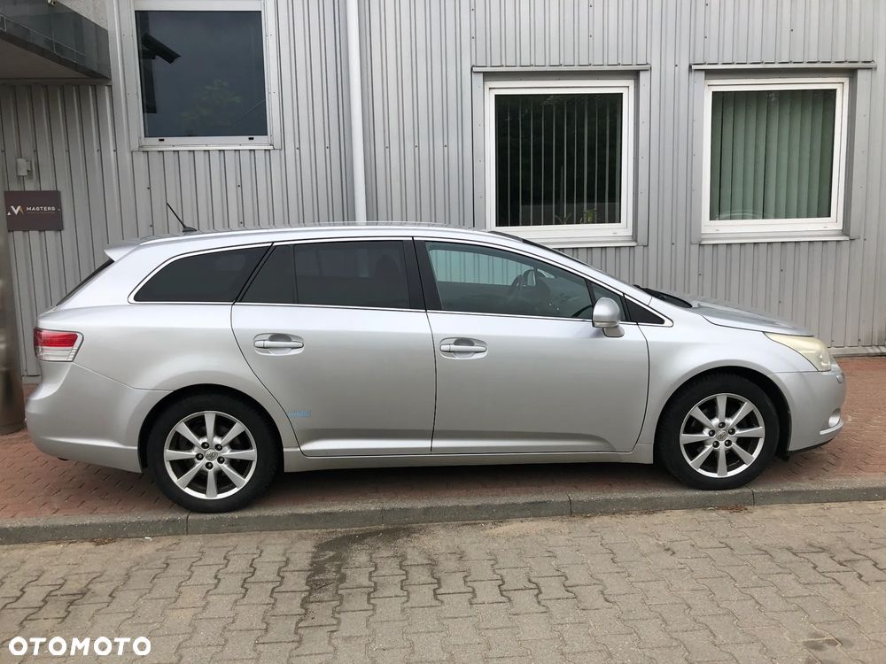 Toyota Avensis 2.0 D-4D Sol plus - 1