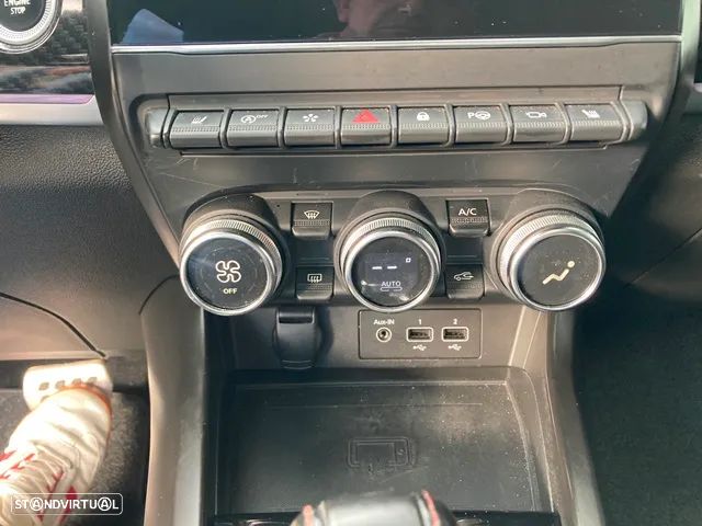 Renault Arkana TCe 140 EDC R.S. LINE - 32