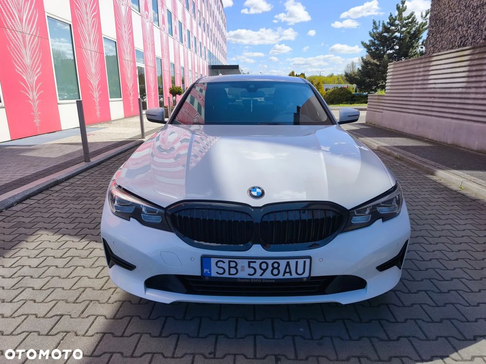BMW Seria 3 318i Advantage - 8