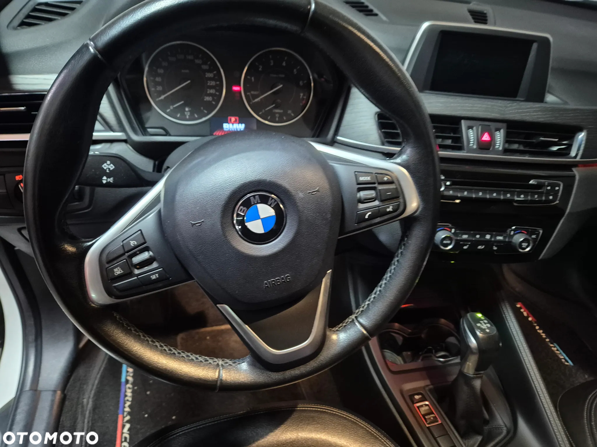 BMW X1 - 28