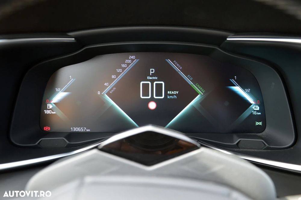 DS Automobiles DS 9 1.6 PHeV EAT8 Rivoli + - 8