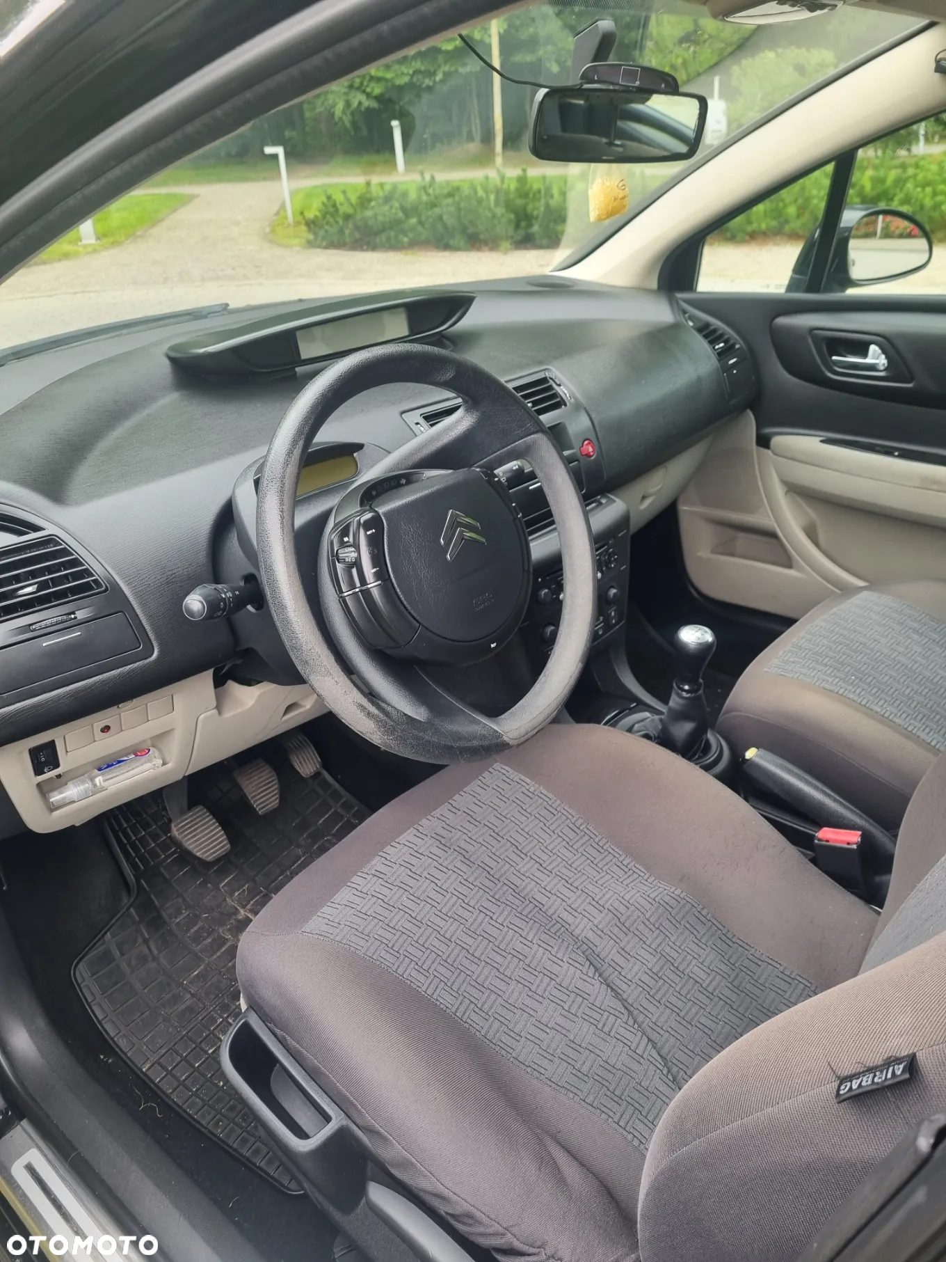 Citroën C4 1.6 HDi SX - 12