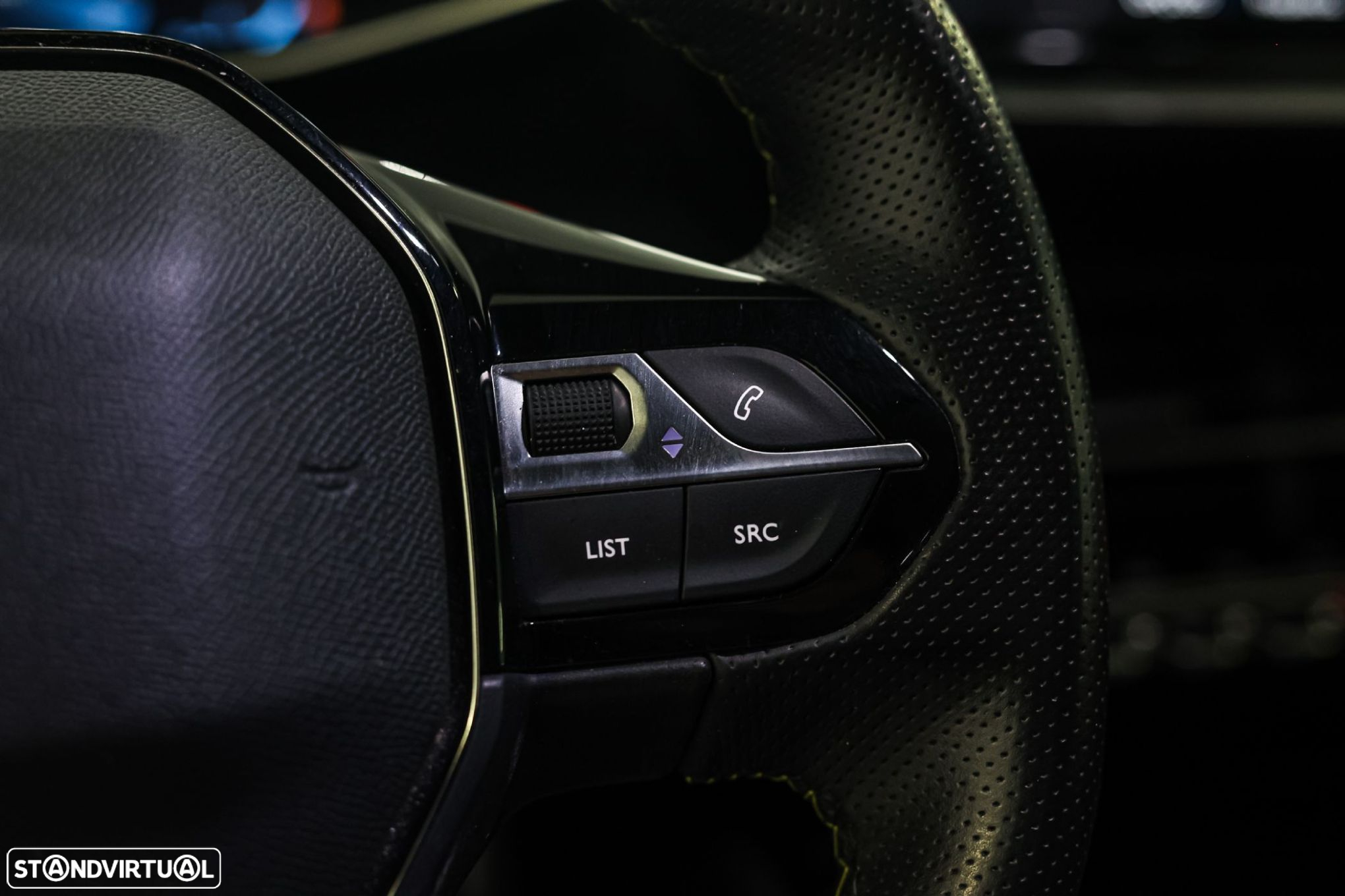 Peugeot 208 1.2 PureTech GT - 23