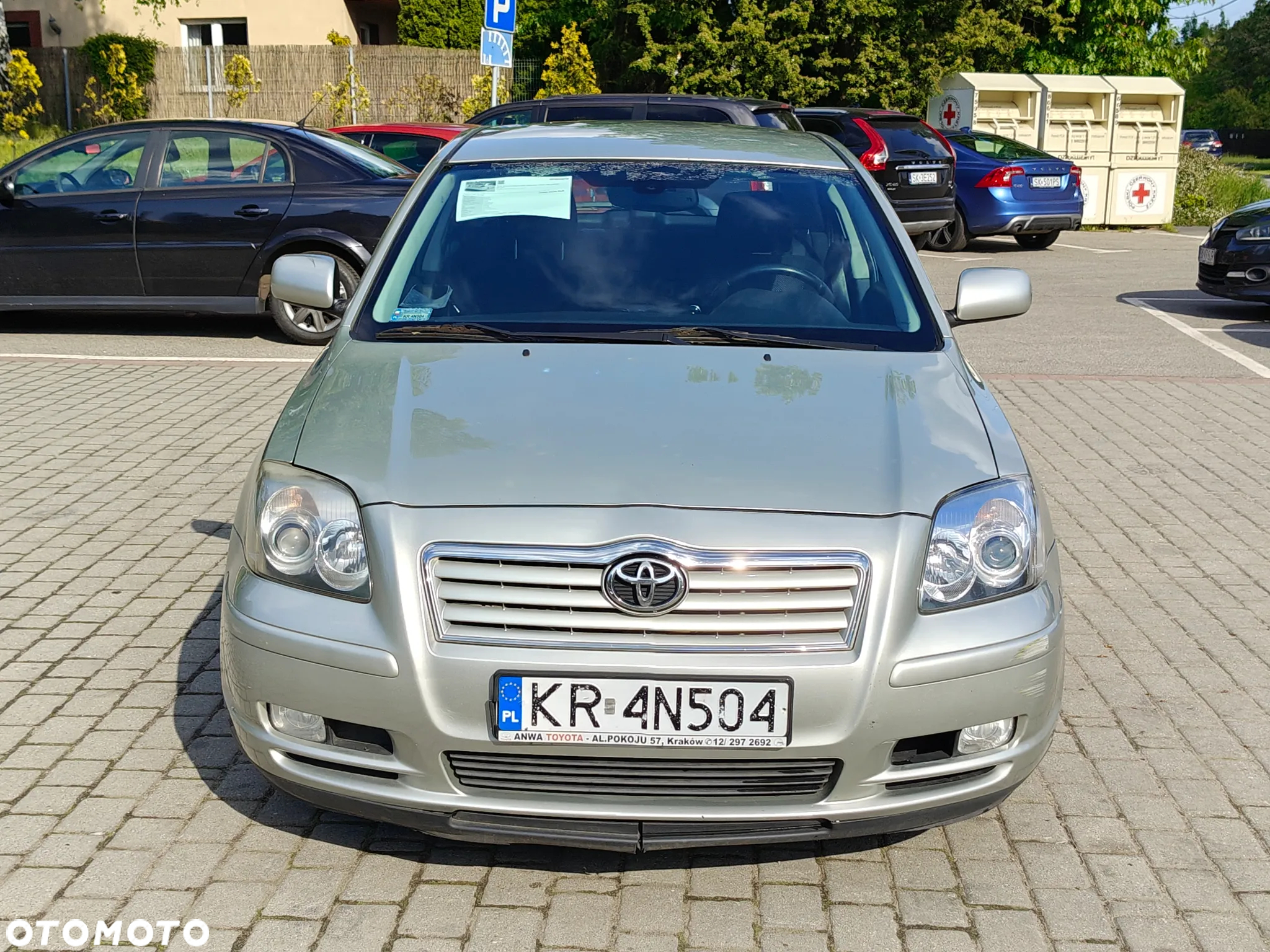 Toyota Avensis 2.0 D-4D - 14