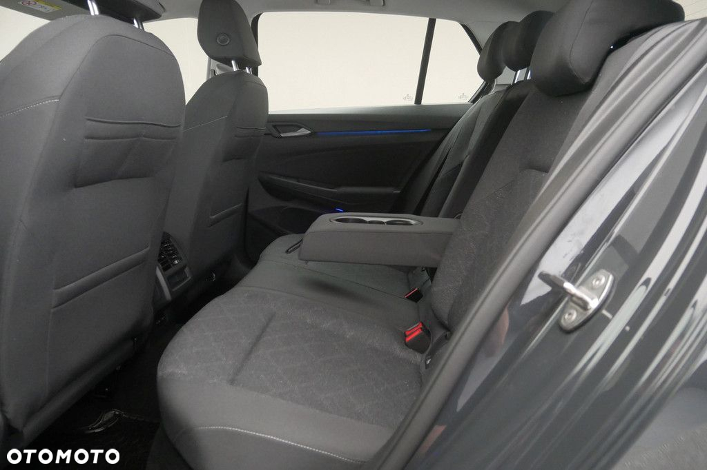 Volkswagen Golf - 15