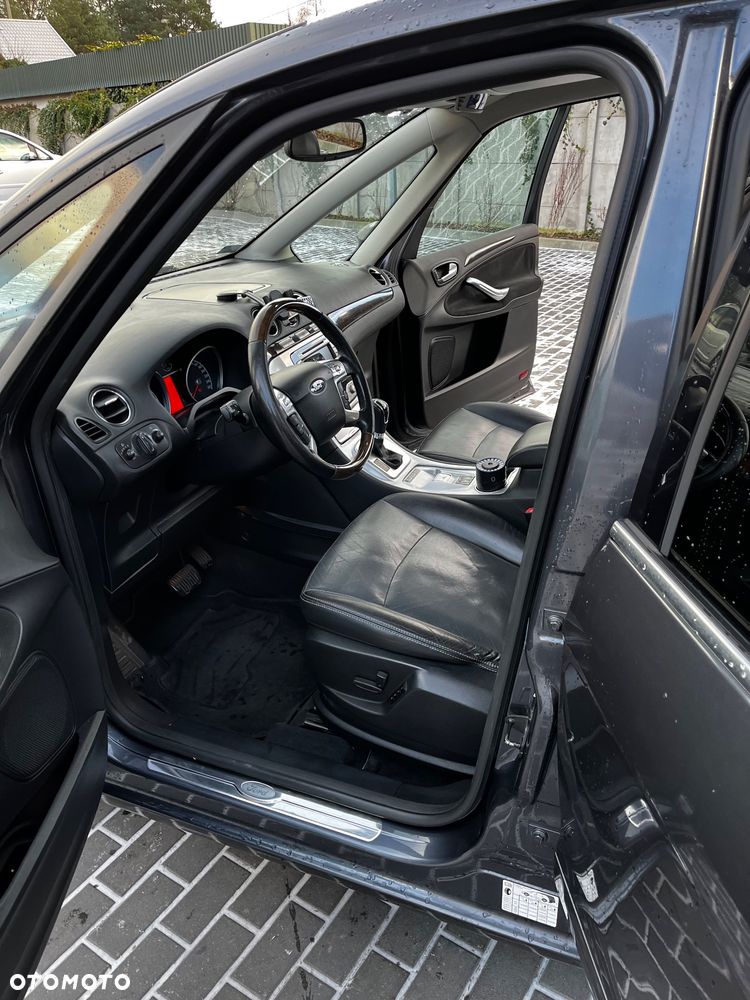 Ford Galaxy 2.0 TDCi Ghia - 26