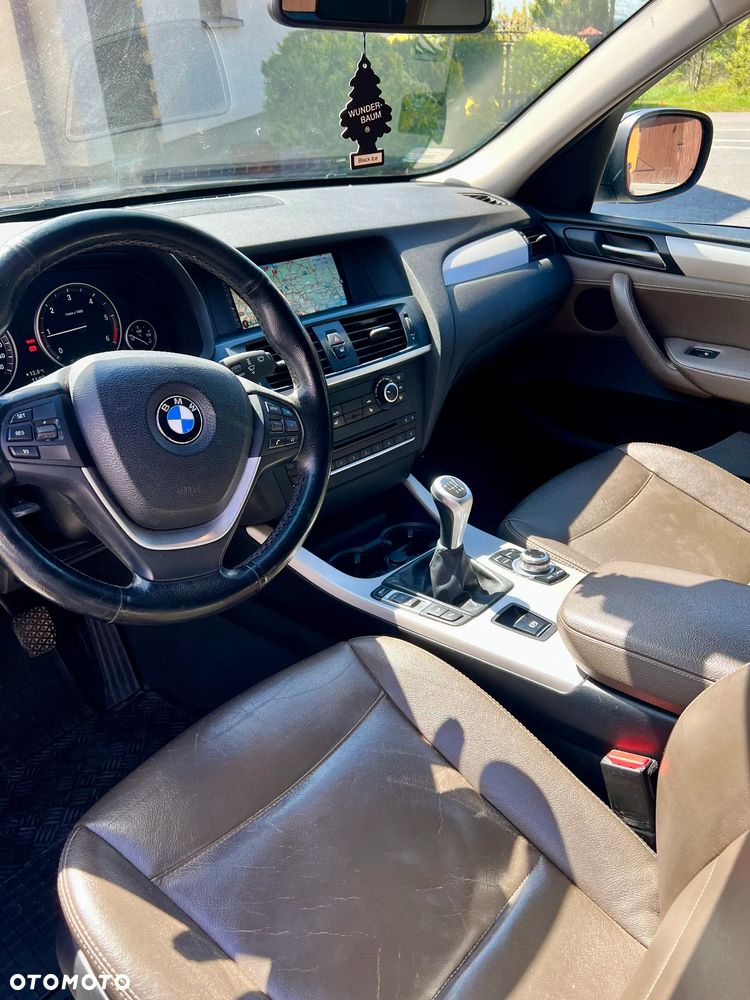 BMW X3 xDrive20d - 8