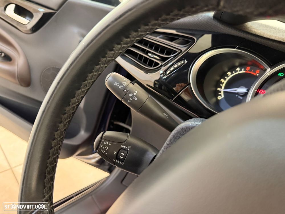 Citroën DS3 1.6 BlueHDi Sport Chic - 22