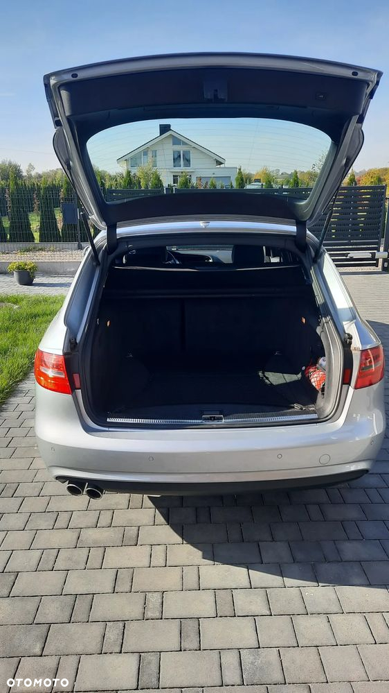 Audi A4 2.0 TDI S tronic - 11