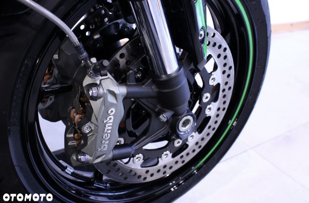 Kawasaki Z 900 - 25