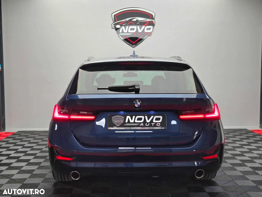 BMW Seria 3 320d Touring Aut. Sport Line - 36