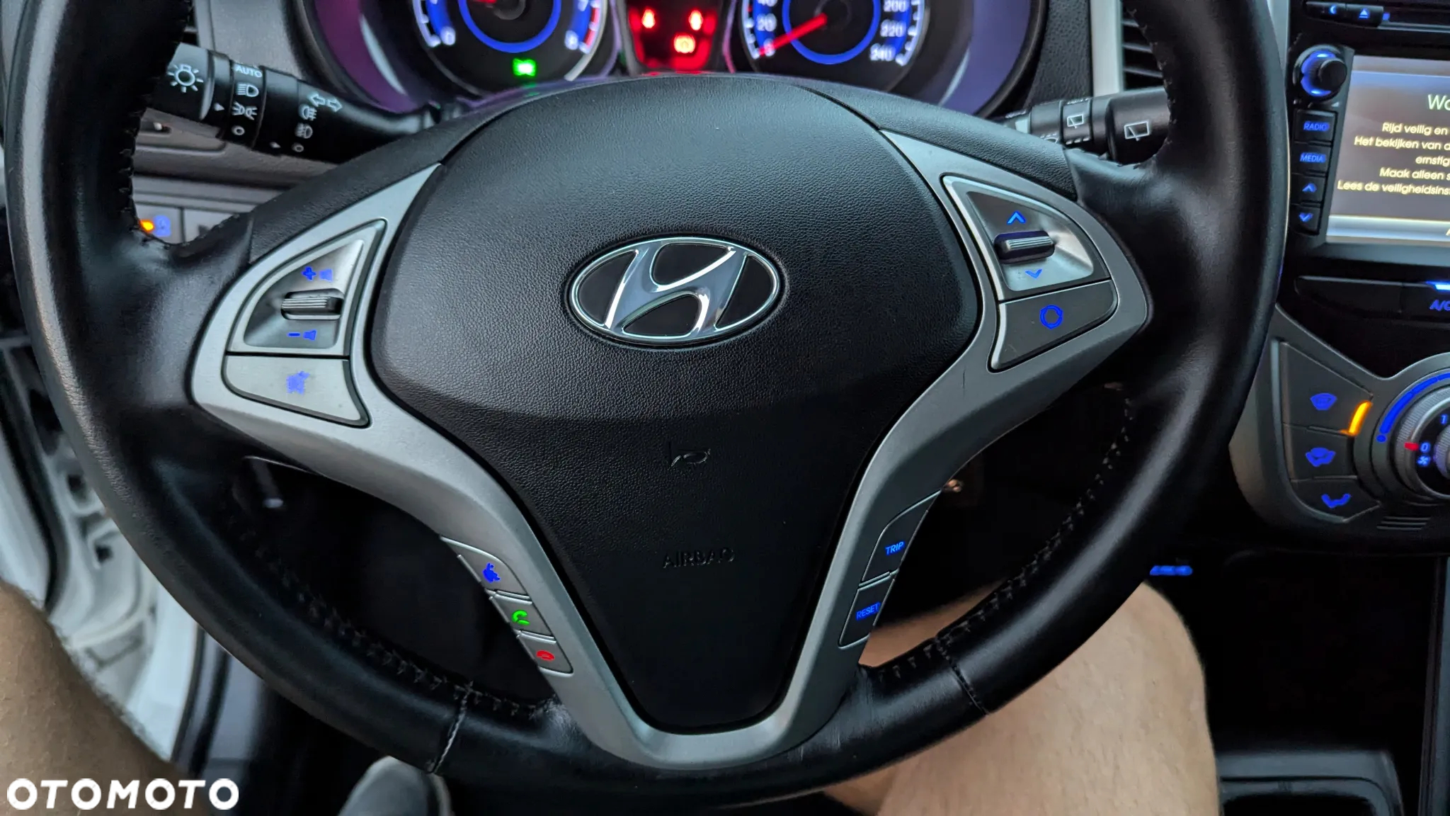 Hyundai ix20 1.4 blue YES Gold - 35