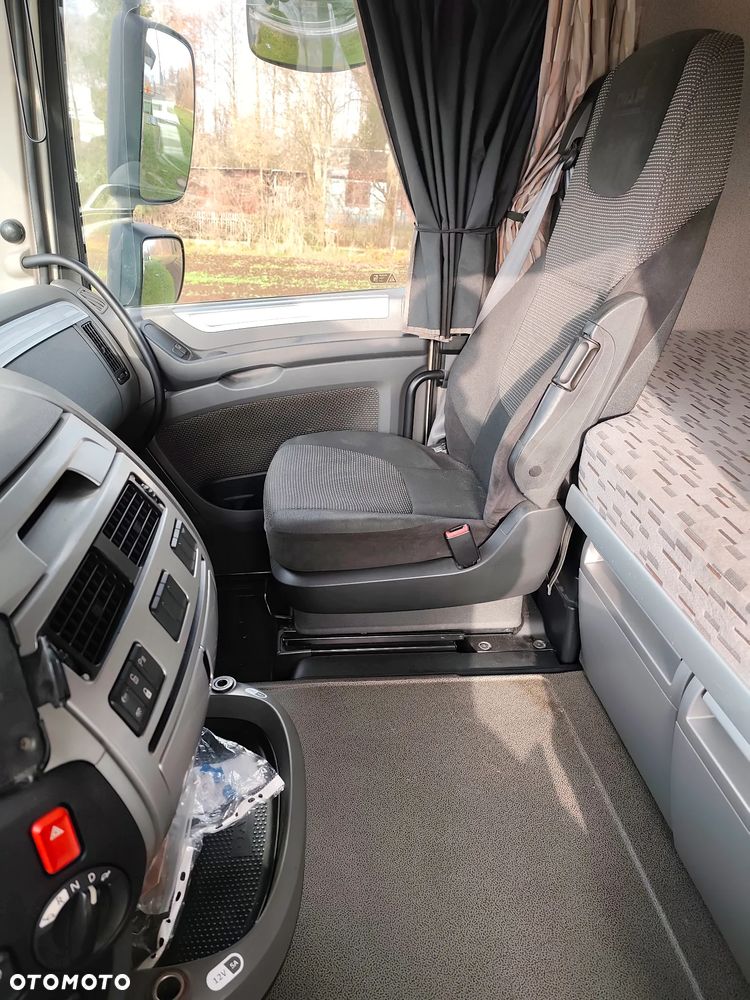 DAF XF 106 , 510 KM , STANDARD - 17