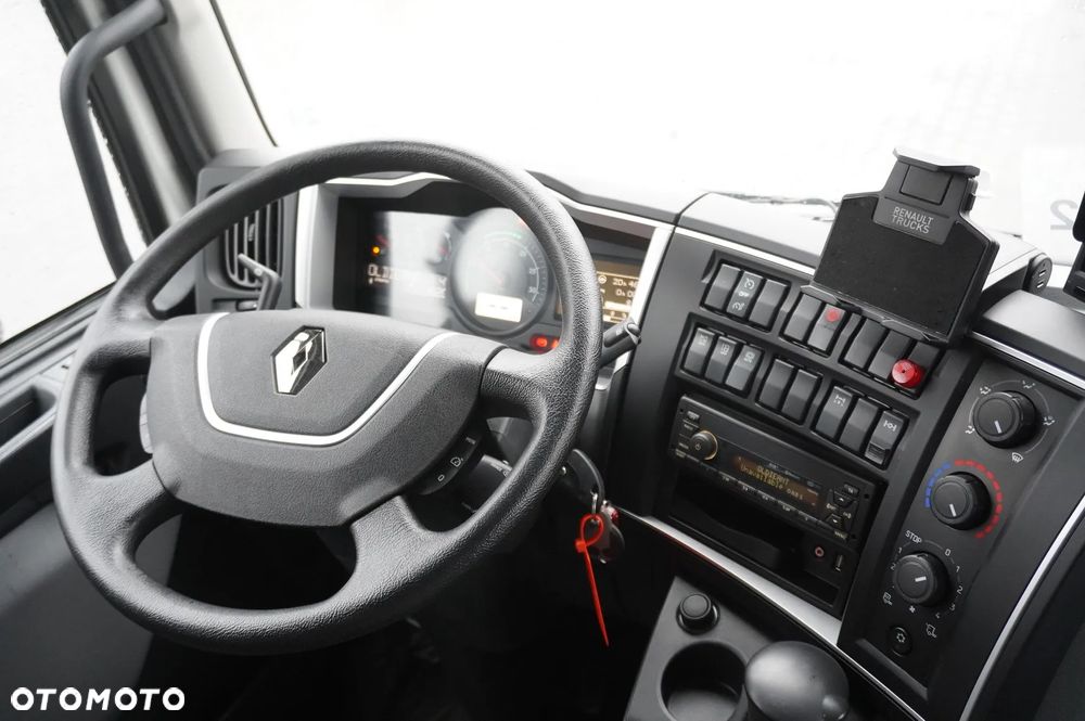 Renault D210 12T / Chłodnia Bitemperatura / 10 sztuk - 24