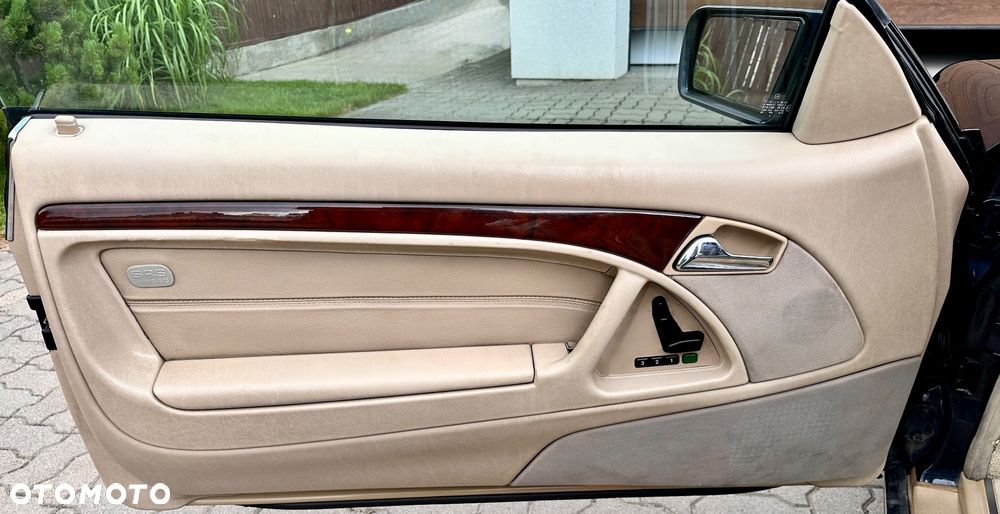 Mercedes-Benz SL 500 - 14