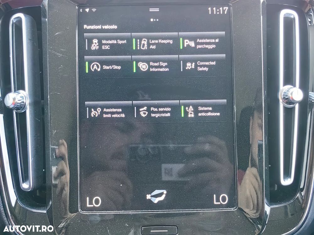 Volvo XC 40 T2 AT8 Momentum - 9