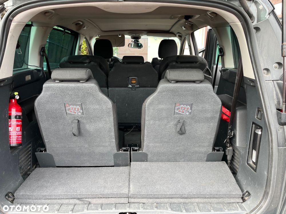 Peugeot 5008 1.6 HDi Premium - 6