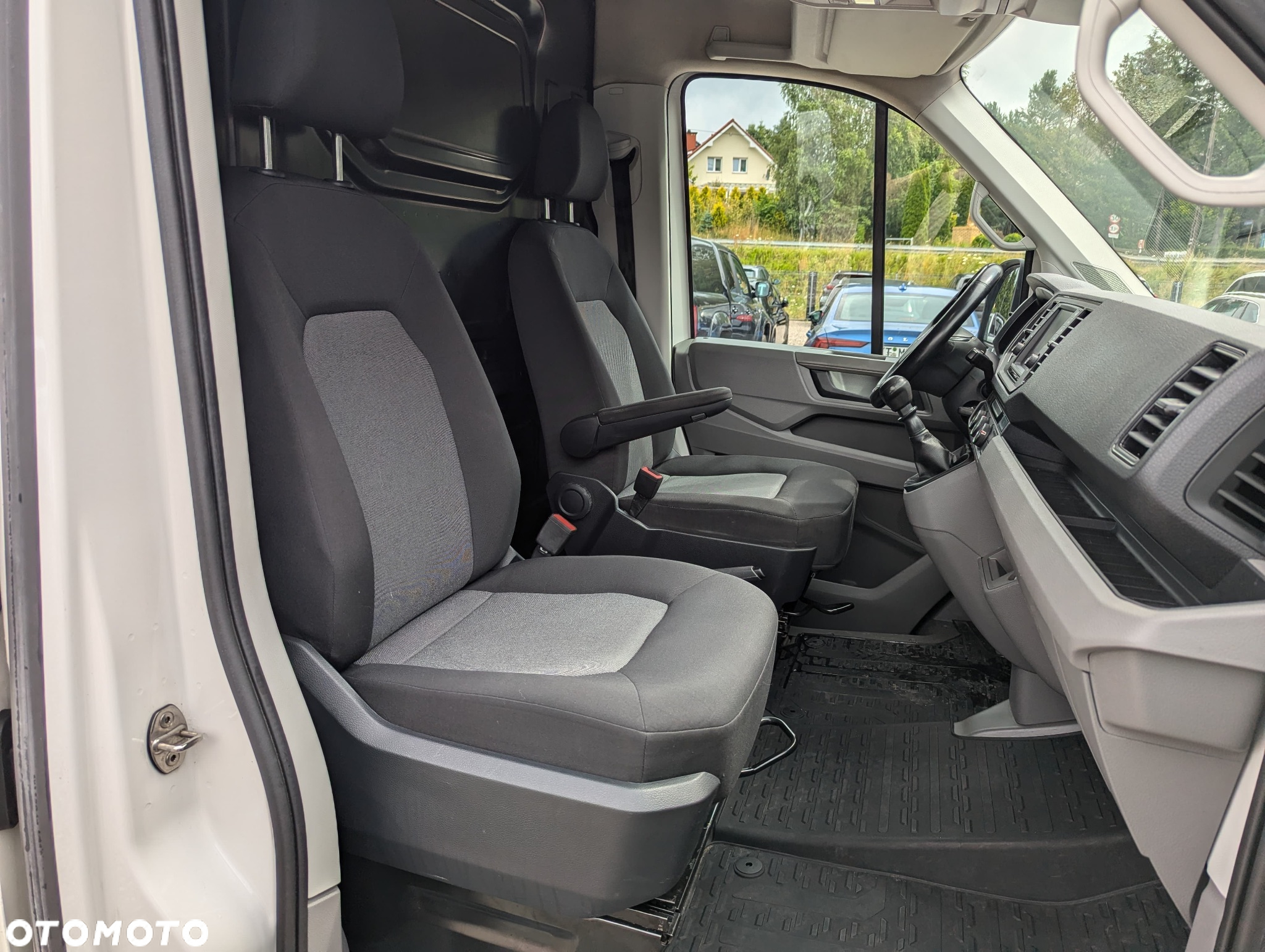 Volkswagen Crafter - 11