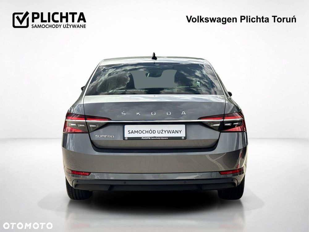 Skoda Superb 2.0 TDI SCR Style DSG - 8