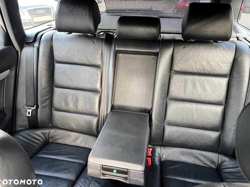 Audi A6 Avant - 14