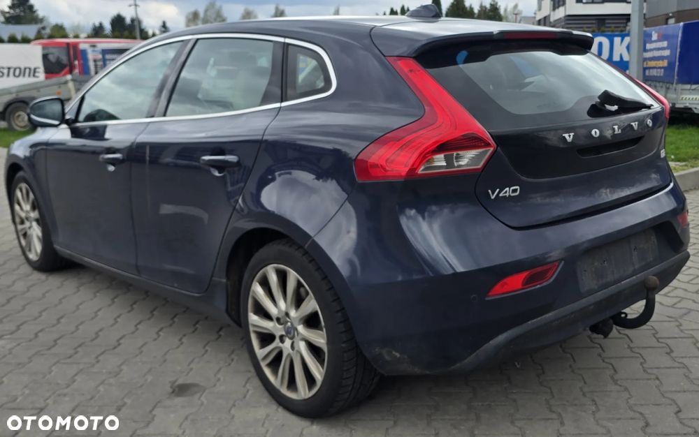 Volvo V40 - 34