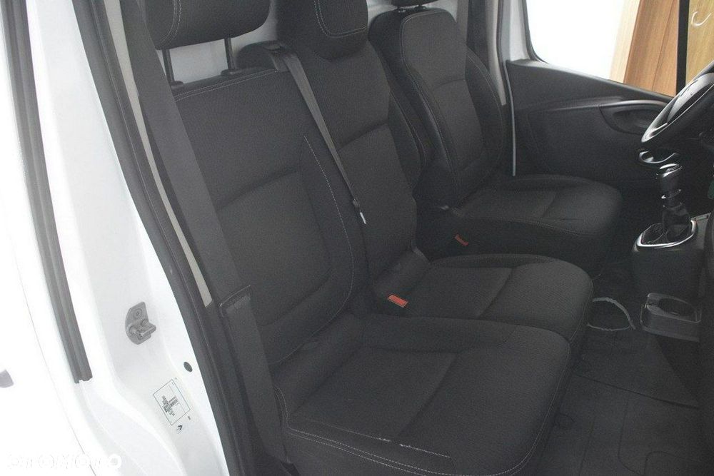 Renault Trafic - 19