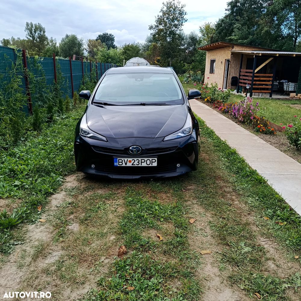 Toyota Prius Hybrid Executive - 2