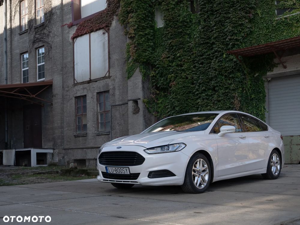 Ford Fusion - 2