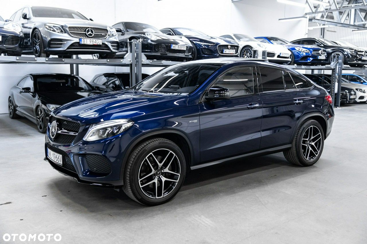 Mercedes-Benz GLE - 12