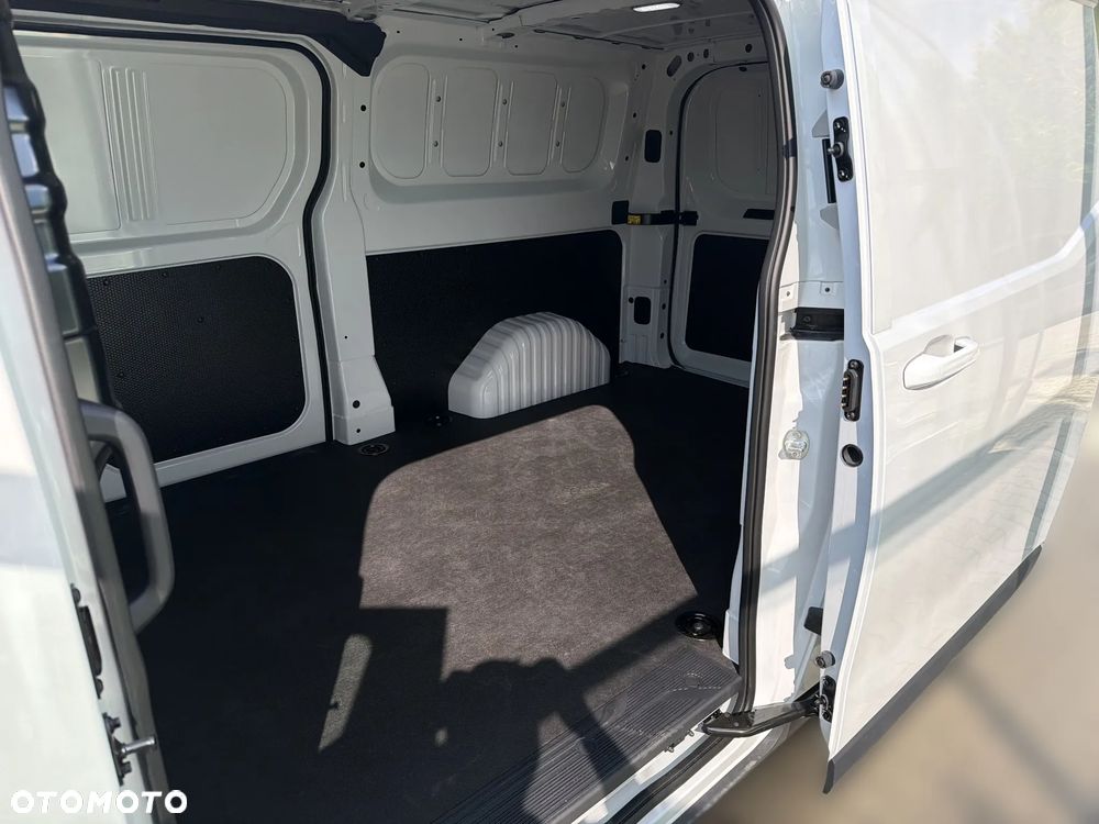 Maxus Deliver 7 L2H1 - 17