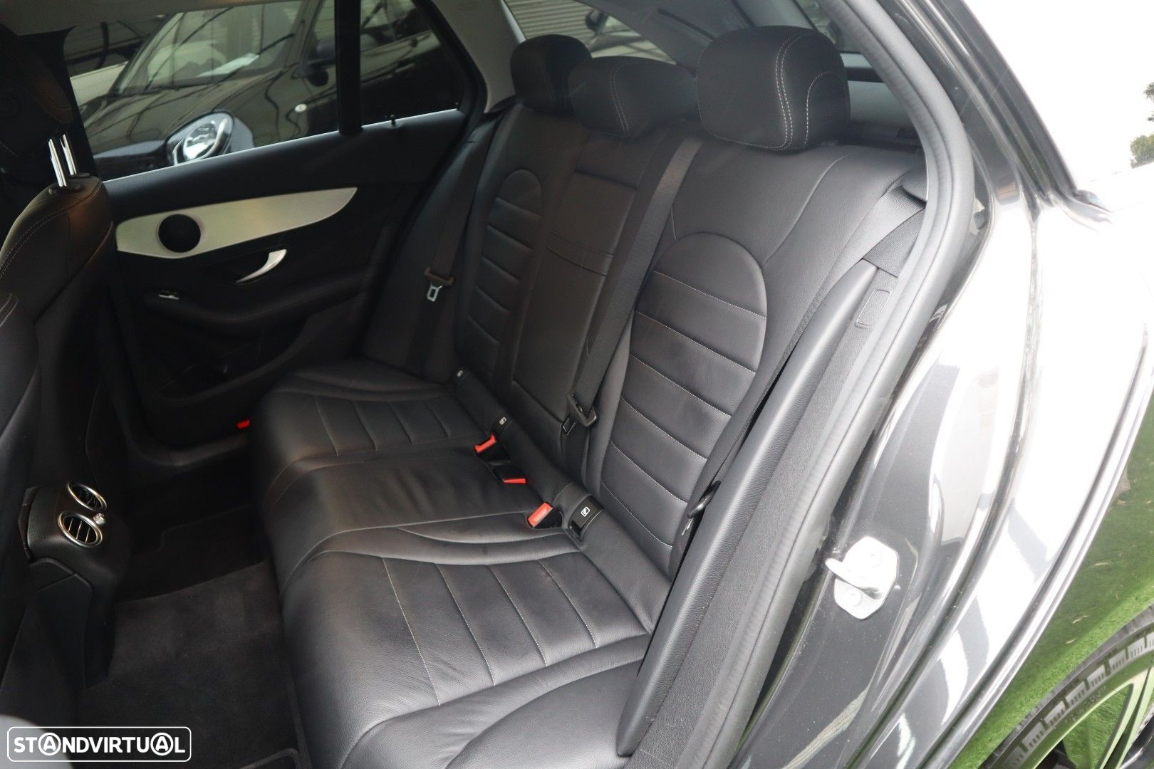 Mercedes-Benz C 300 de Avantgarde - 27