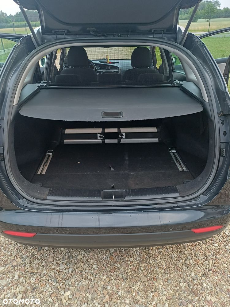 Kia Ceed 1.6 GDI Business Line - 9