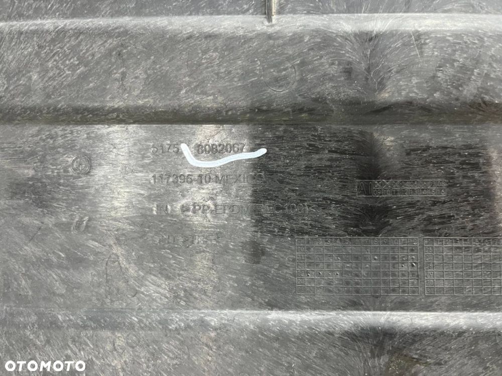 Osłona podwozia BMW M2 G87 23r.- osłona dolna płyta tylna pod zbiornik LEWA oryginalna 8082067 - 5