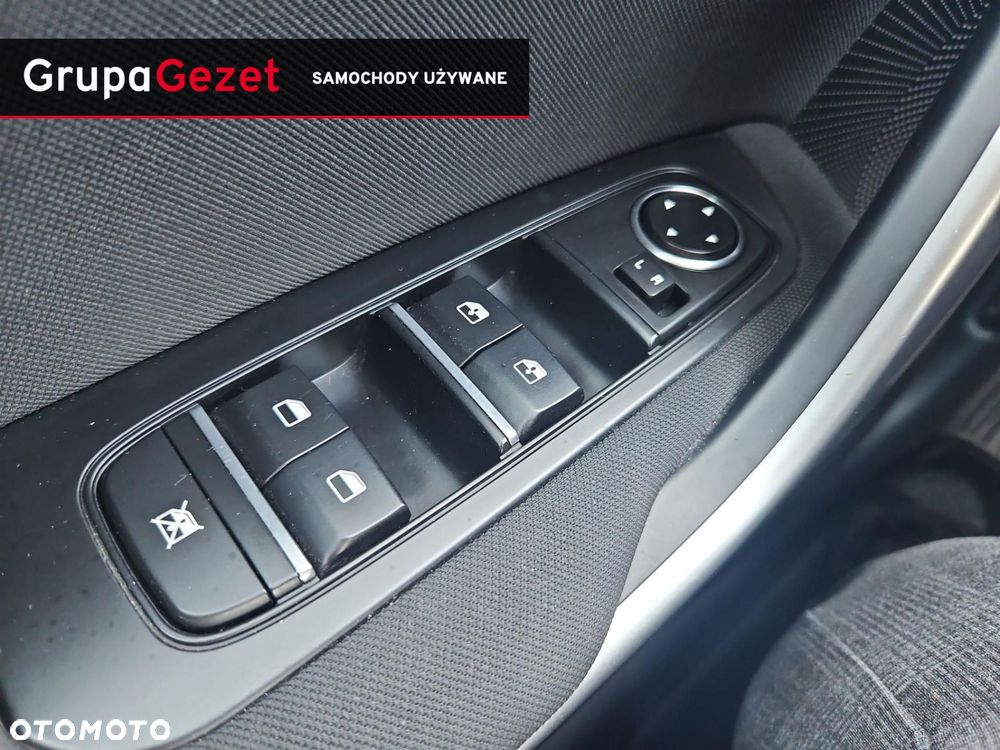 Kia Ceed 1.4 T-GDI M DCT - 23