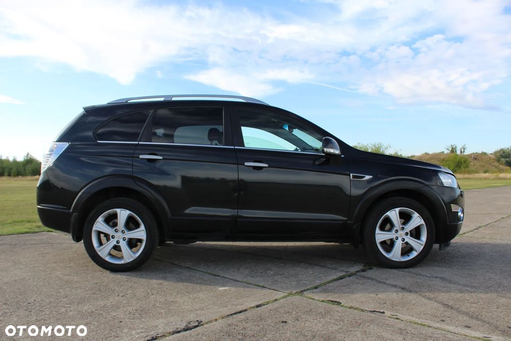 Chevrolet Captiva 2.2 d LTZ - 4