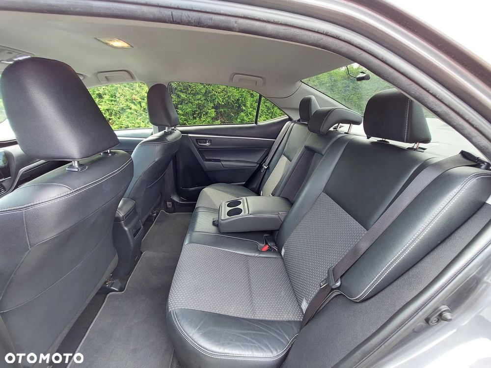 Toyota Corolla 1.6 Prestige - 17