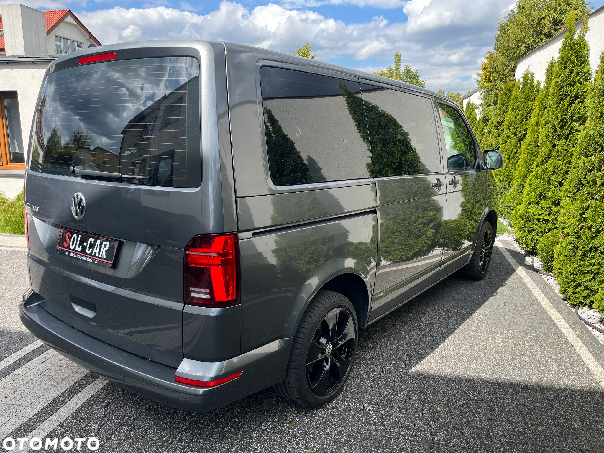 Volkswagen Multivan 6.1 2.0 TDI L1 Trendline DSG - 19