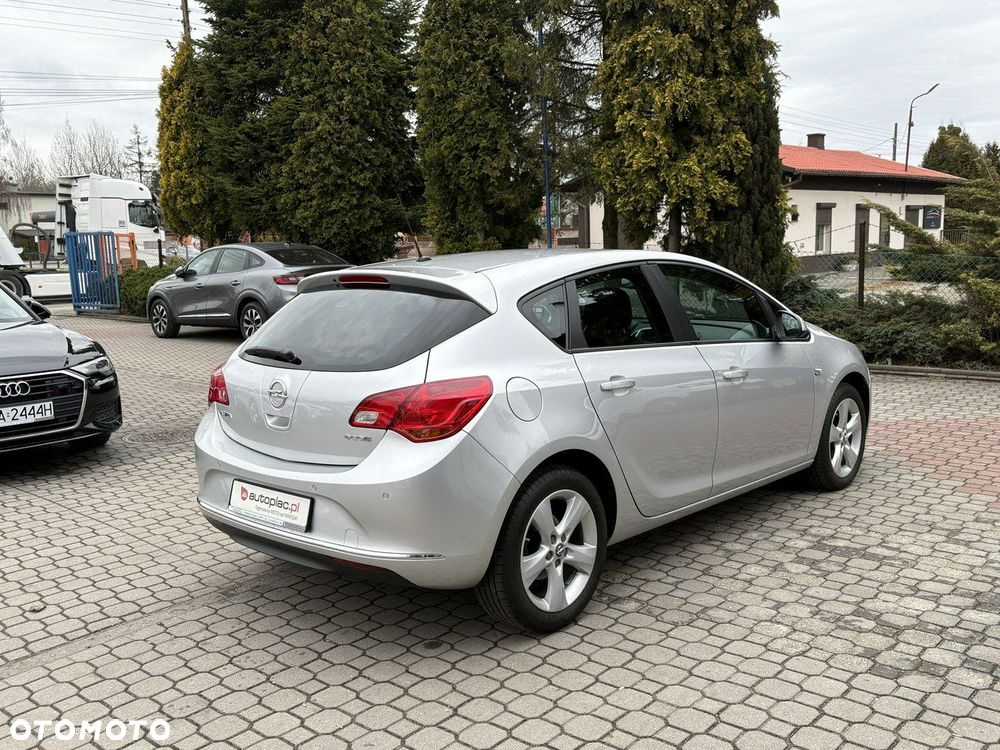 Opel Astra - 5