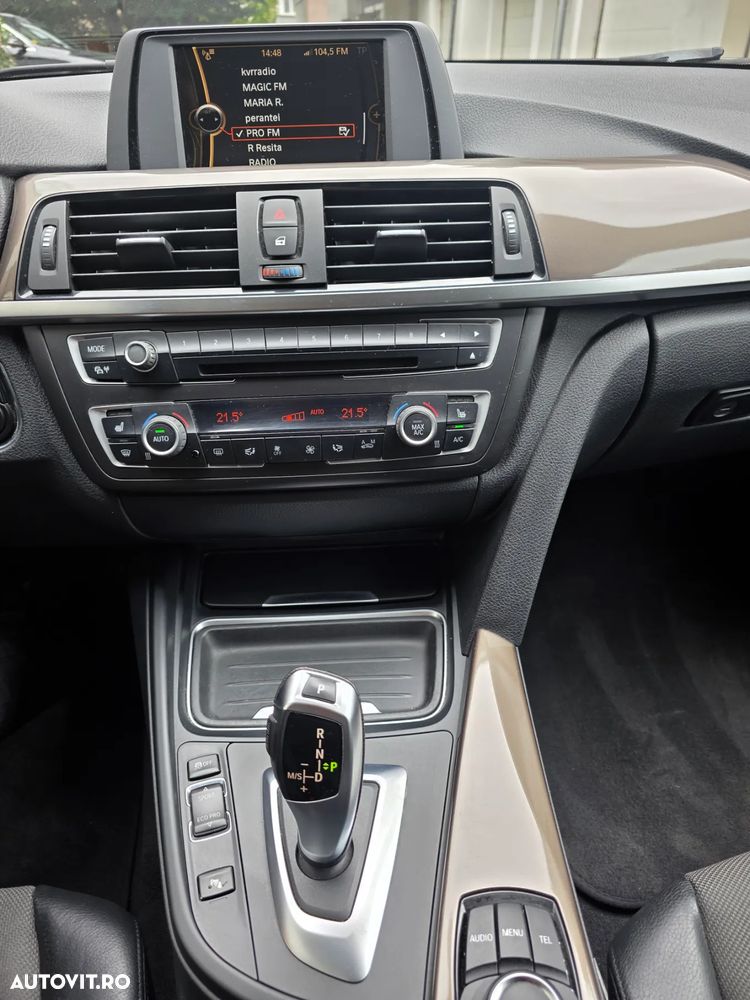 BMW Seria 3 320d Aut. Modern Line - 25