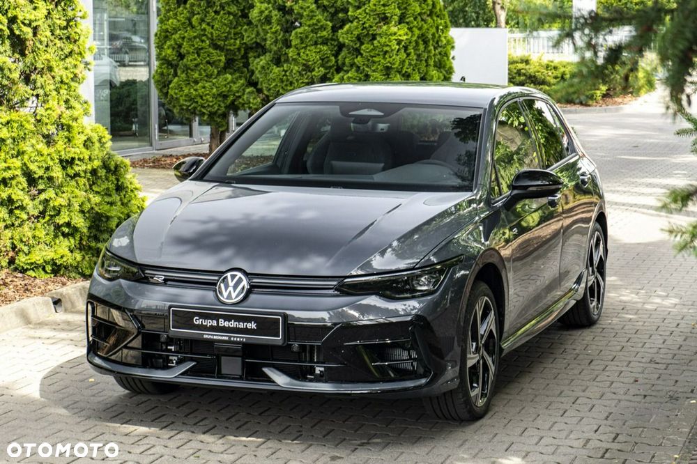 Volkswagen Golf - 5