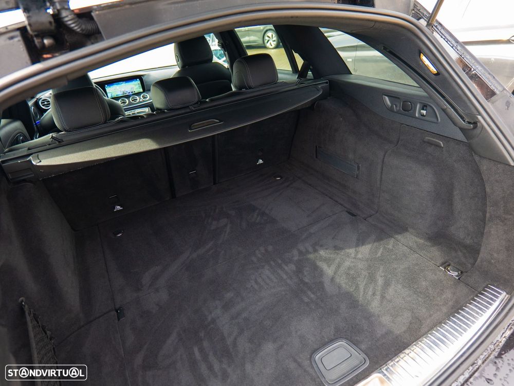 Mercedes-Benz E 220 d AMG Line - 11