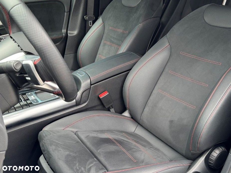 Mercedes-Benz GLA 200 d AMG Line - 7