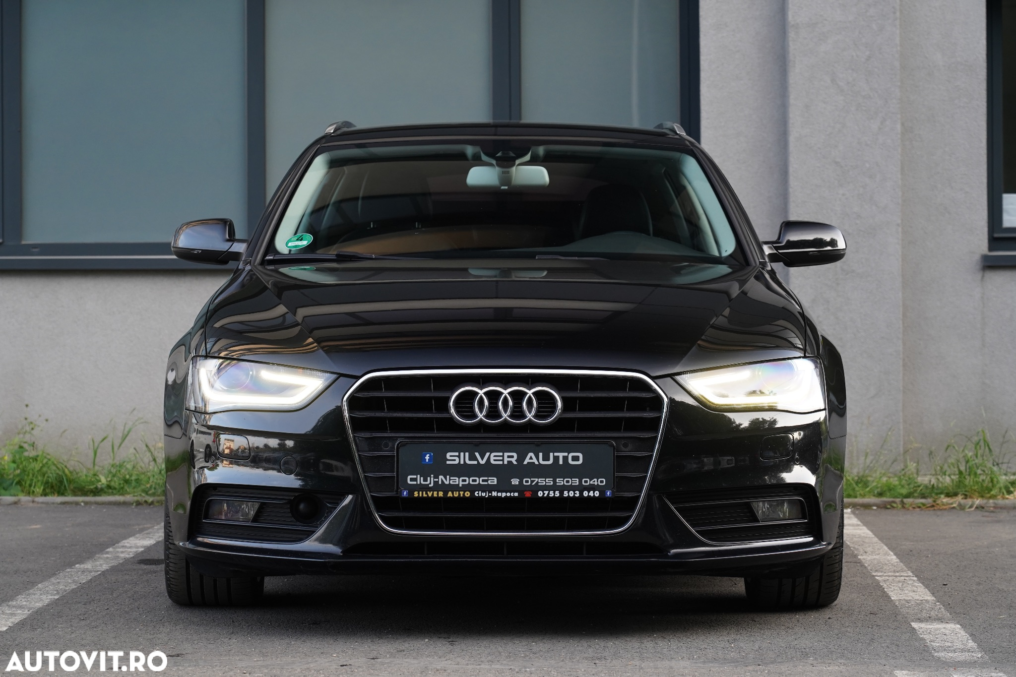 Audi A4 Avant 40 TDI S tronic S line - 17